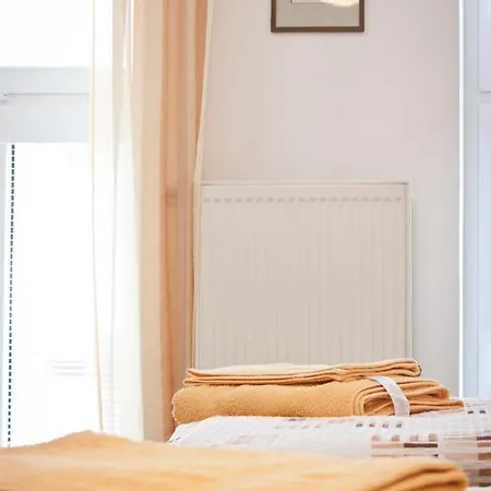 Guest house Apartmany - Penzion Smetanka 3*