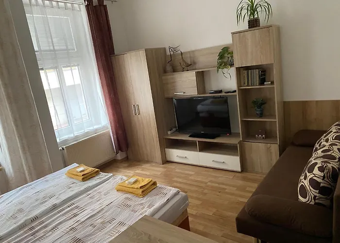 - Smetanka 3*